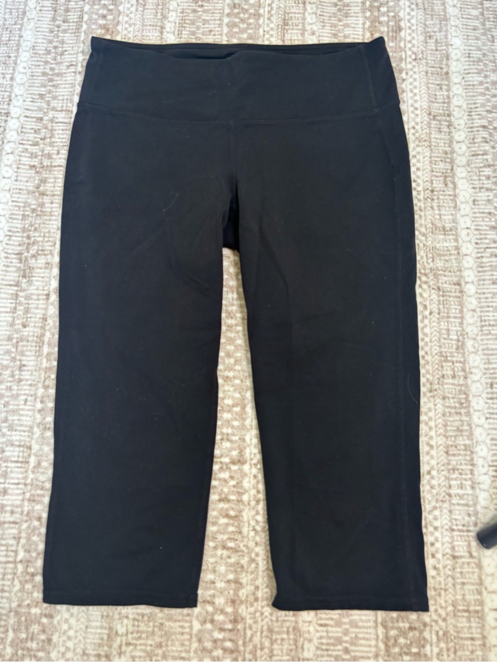 Athleta Womens Yoga Capri Leggings Large Tall Black Stretch Elastic Waist Logo